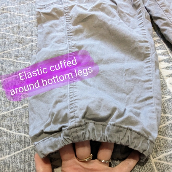 Joe Fresh ladies size 10 EUC grey cargo style capris - Picture 4 of 9